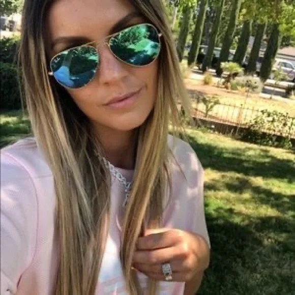 LIKE NEW Green Mirrored Ray Ban Aviator - Picture 10 of 11